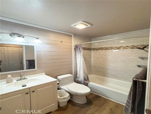 958 South Crossbow Lane 8 , Anaheim, CA