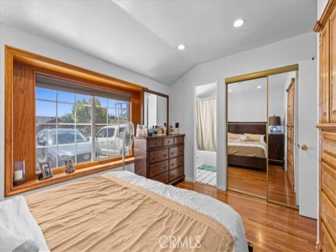 1513 W Cerritos   Avenue, Anaheim, CA