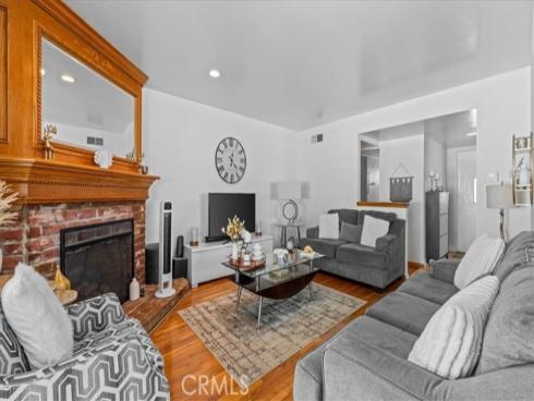 1513 W Cerritos   Avenue, Anaheim, CA