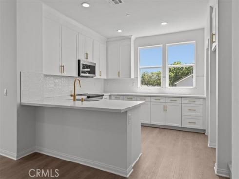 2410 E Agave 10 Avenue, Anaheim, CA