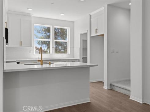 2410 E Agave 10 Avenue, Anaheim, CA