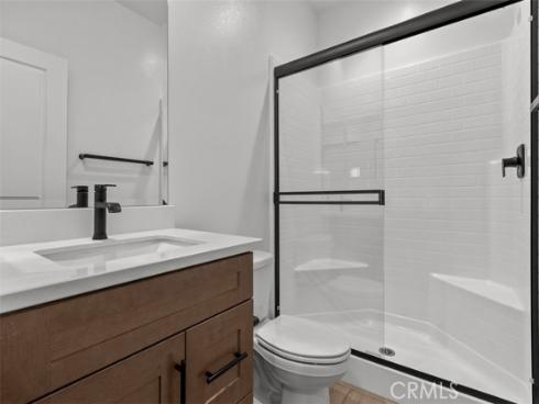 1097 N Harbor Boulevard, Anaheim, CA