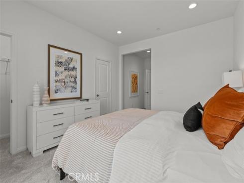 1095 N Harbor   Boulevard, Anaheim, CA