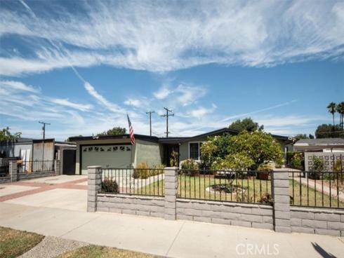 1913 W Beacon   Avenue, Anaheim, CA