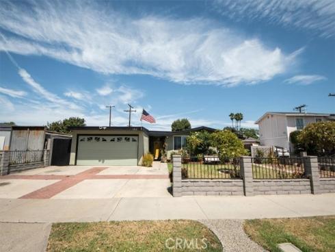 1913 W Beacon   Avenue, Anaheim, CA