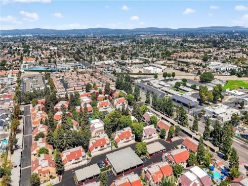 3565  Stonepine  B , Anaheim, CA