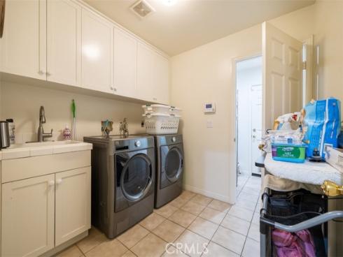 885 S Country Glen   Way, Anaheim, CA