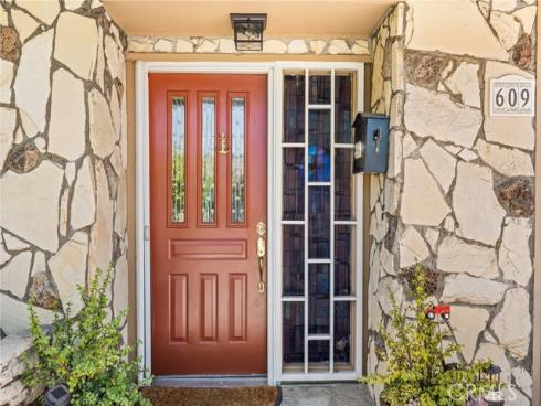 609 N Dwyer Drive, Anaheim, CA