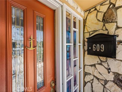 609 N Dwyer Drive, Anaheim, CA