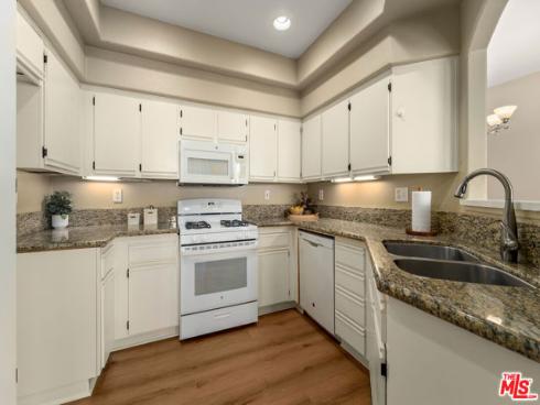 7921 E Quinn   Drive, Anaheim, CA