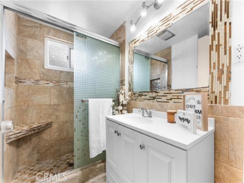 1323 W Goodhue Avenue, Anaheim, CA