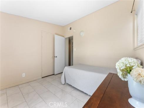 1323 W Goodhue Avenue, Anaheim, CA