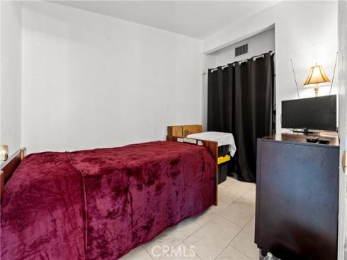 1323 W Goodhue Avenue, Anaheim, CA