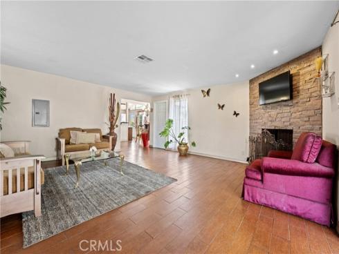 1323 W Goodhue Avenue, Anaheim, CA