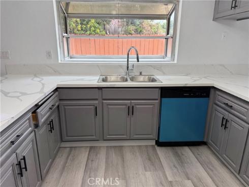 2435 West Broadway , Anaheim, CA