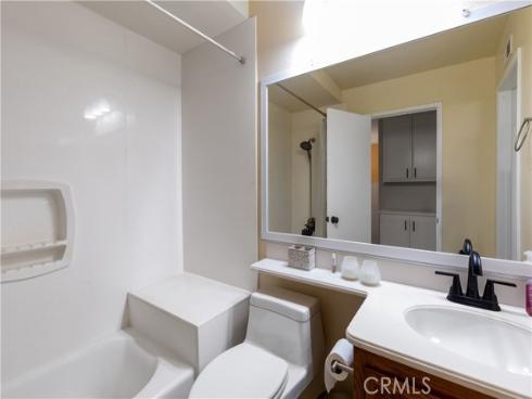 1384 N Schooner Ln. 85 , Anaheim, CA