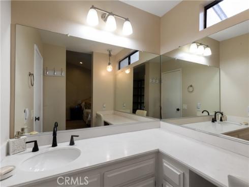 1384 N Schooner Ln. 85 , Anaheim, CA