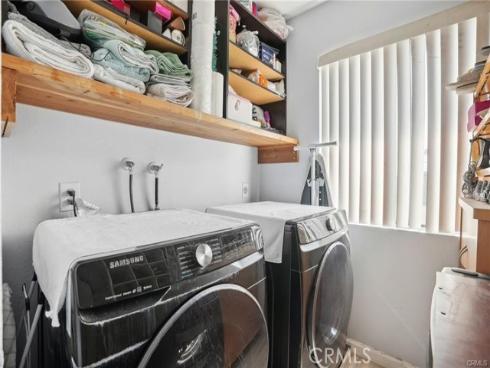 994  S Sutter Creek   Road, Anaheim, CA