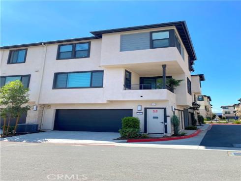 2943 West Lincoln Avenue