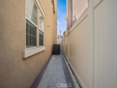 2709  W Madison Cir  , Anaheim, CA