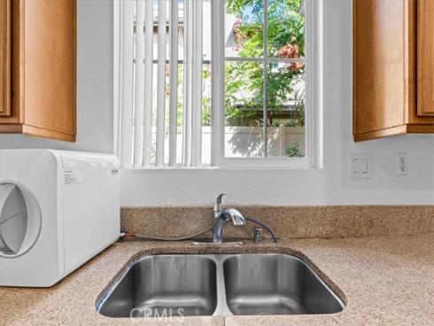 2709  W Madison Cir  , Anaheim, CA