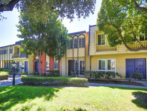 1802  Glenoaks  , Anaheim, CA