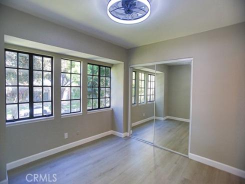 1802  Glenoaks  , Anaheim, CA