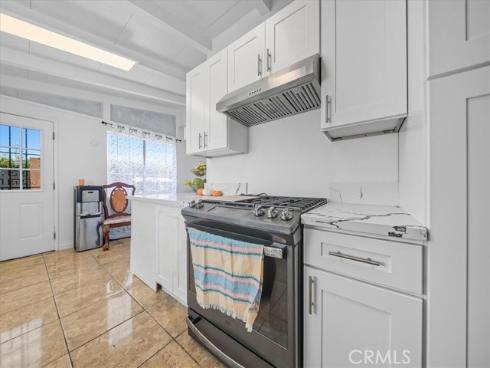 1407  W colonial  , Anaheim, CA