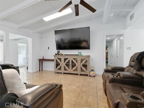 1407  W colonial  , Anaheim, CA