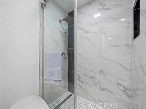 2945  W Bridgeport   Avenue, Anaheim, CA