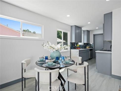 2945  W Bridgeport   Avenue, Anaheim, CA