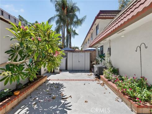 1424 N Stoneyhaven Lane, Anaheim, CA