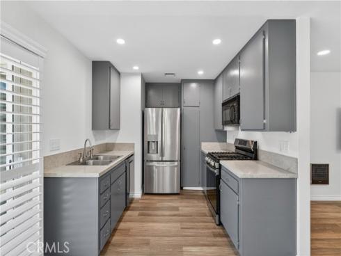 1424 N Stoneyhaven Lane, Anaheim, CA