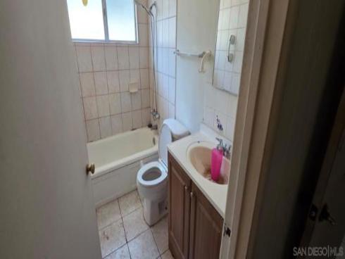 1316 W Beacon Ave  , Anaheim, CA