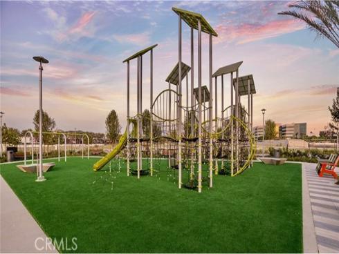 1720 E Park  12  Street, Anaheim, CA