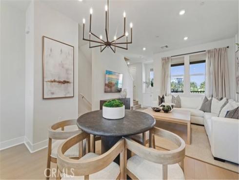 1720 E Park  12  Street, Anaheim, CA