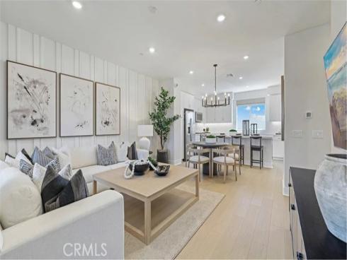 1720 E Park  12  Street, Anaheim, CA