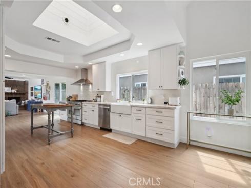 242 N Camino Arroyo , Anaheim, CA