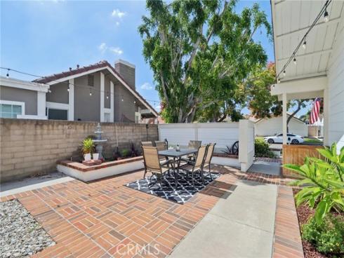 242 N Camino Arroyo , Anaheim, CA