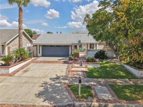 242 N Camino Arroyo , Anaheim, CA