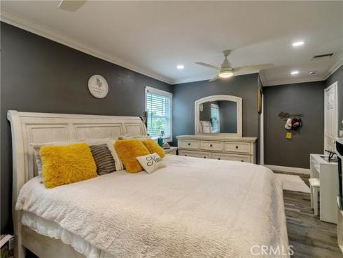 2517 W Merle  , Anaheim, CA