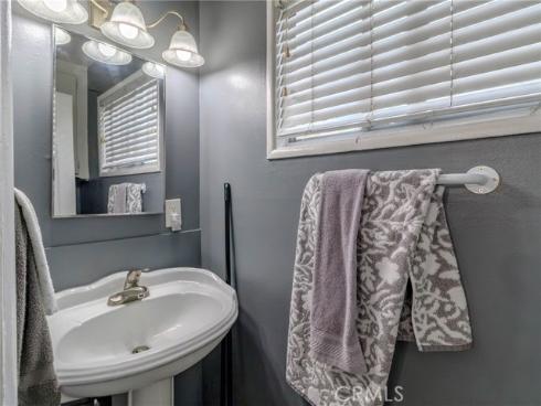 2517 W Merle  , Anaheim, CA