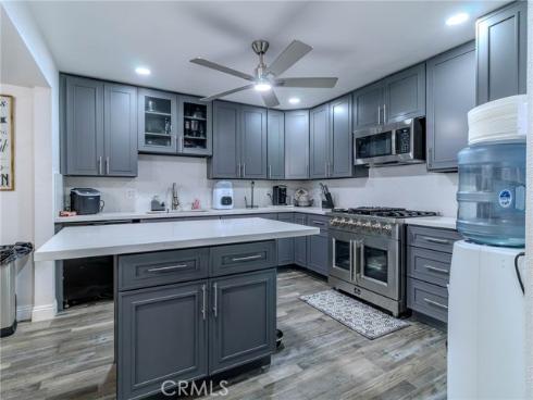 2517 W Merle  , Anaheim, CA