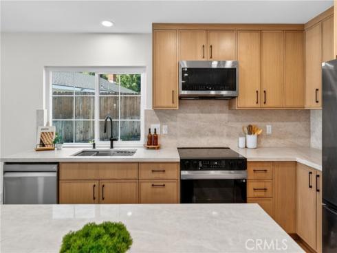 1891 N Garland   Lane, Anaheim, CA