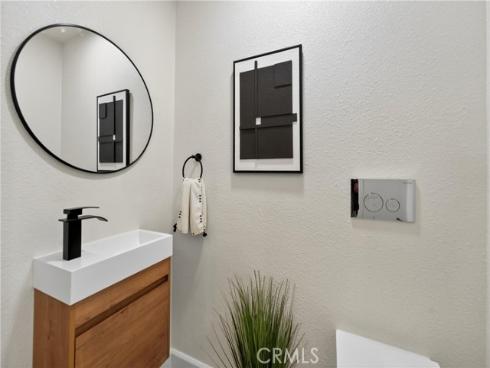 1891 N Garland   Lane, Anaheim, CA