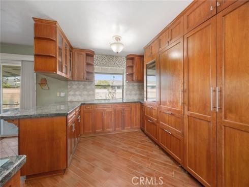 8921  Kennelly   Lane, Anaheim, CA