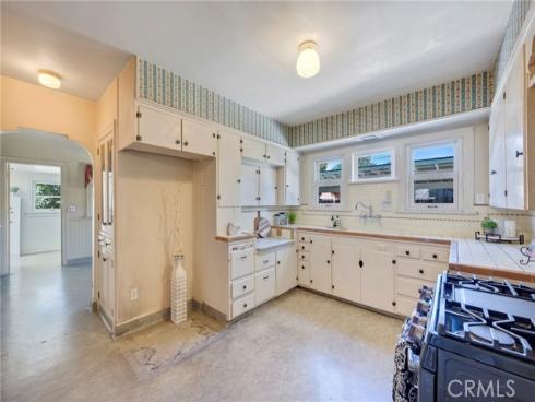 1615 E South , Anaheim, CA