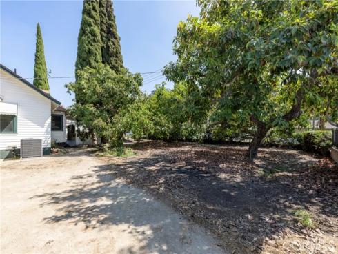 1615 E South , Anaheim, CA