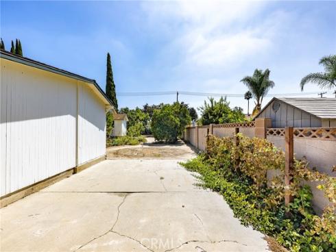 1615 E South , Anaheim, CA