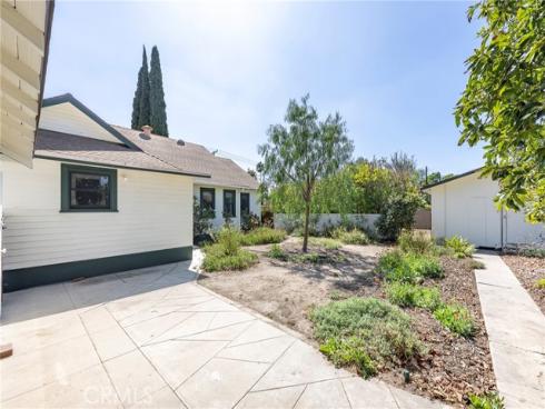 1615 E South , Anaheim, CA